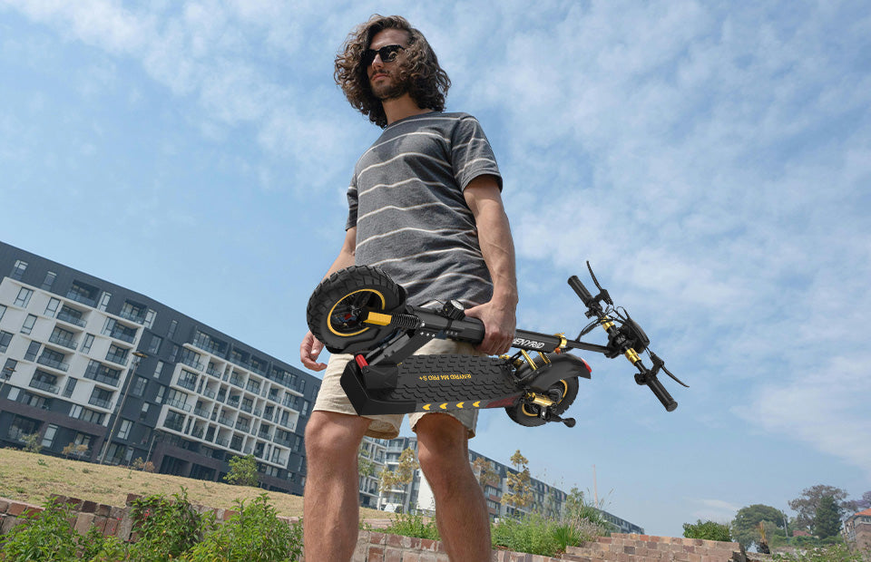 What is the Etiquette for Electric Scooters? A Comprehensive Guide for Responsible Riding