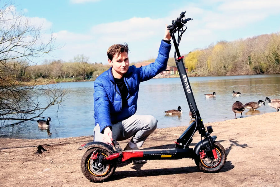 iENYRID M4 electric scooter