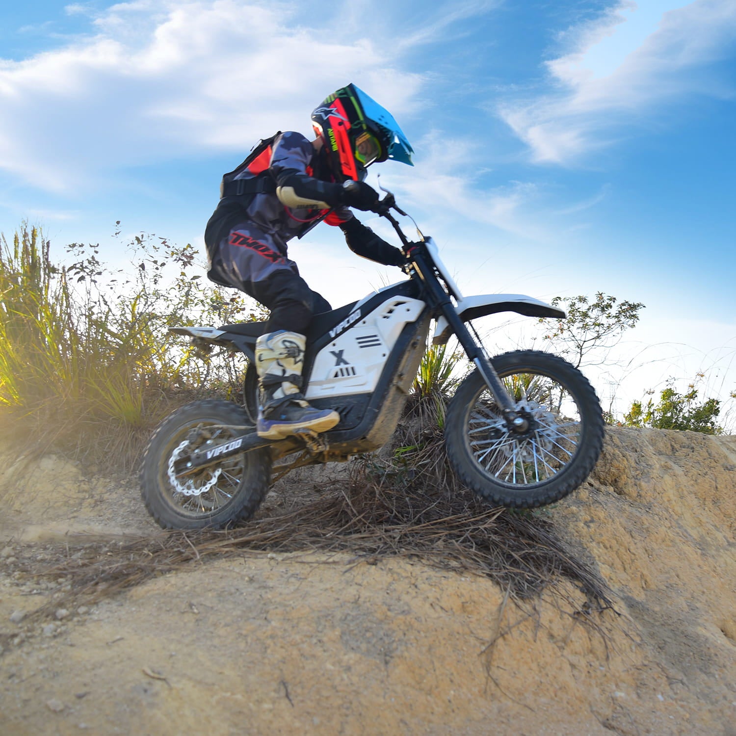 VIPCOO H2 3500W Electric Dirt Bike | 34-Mile Range, Off-Road